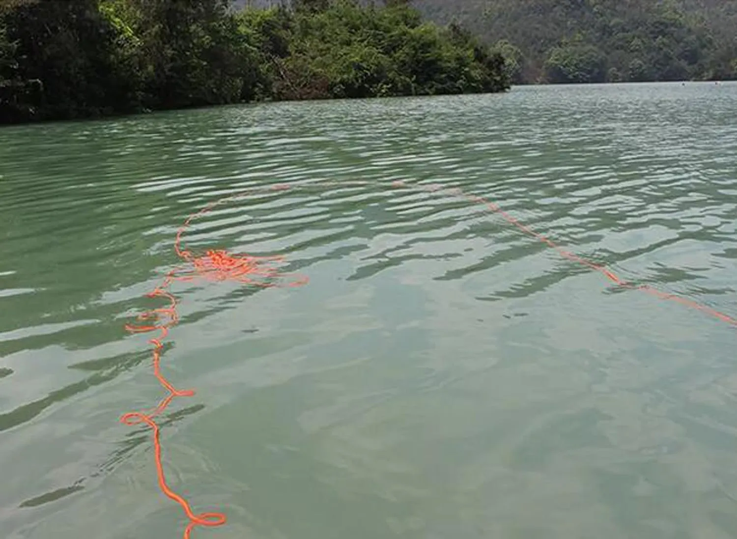 5/16 in (8mm) x 98 ft (30Meter) Marine Floating Rope for Boating, Fishing, Rafting, Camping, Hiking, Hunting, Anchor, Mooring, Dock Lines, Kayak, Canoe, Rescuing Reflective Orange