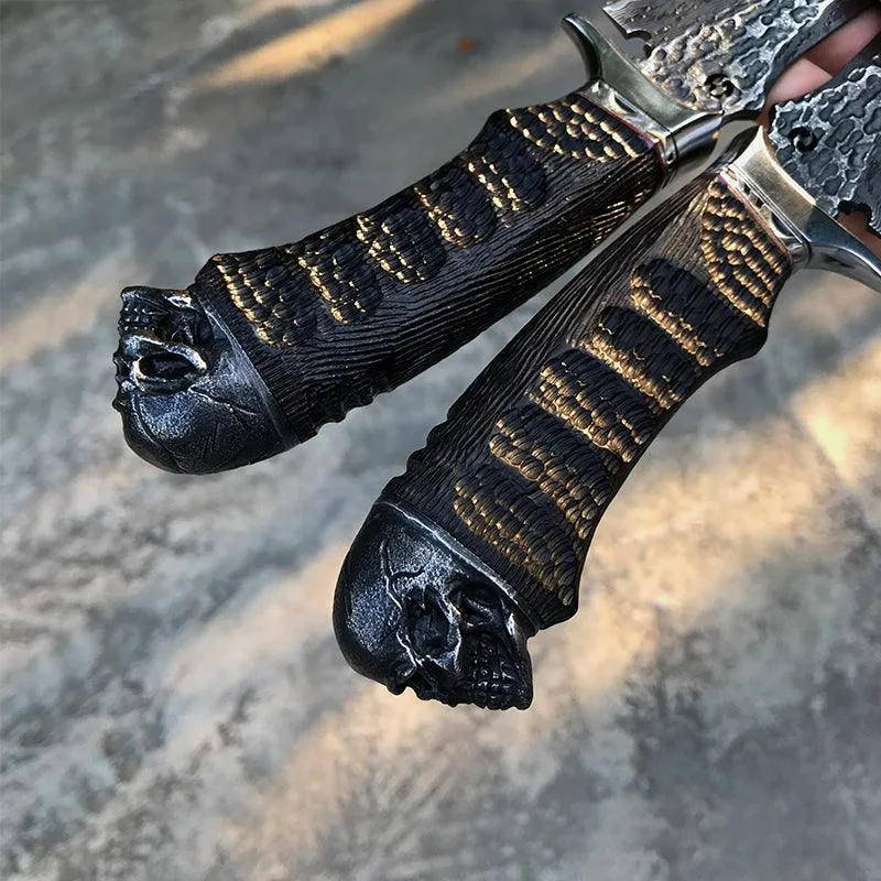 Black Knight Damascus Steel Outdoor Knife