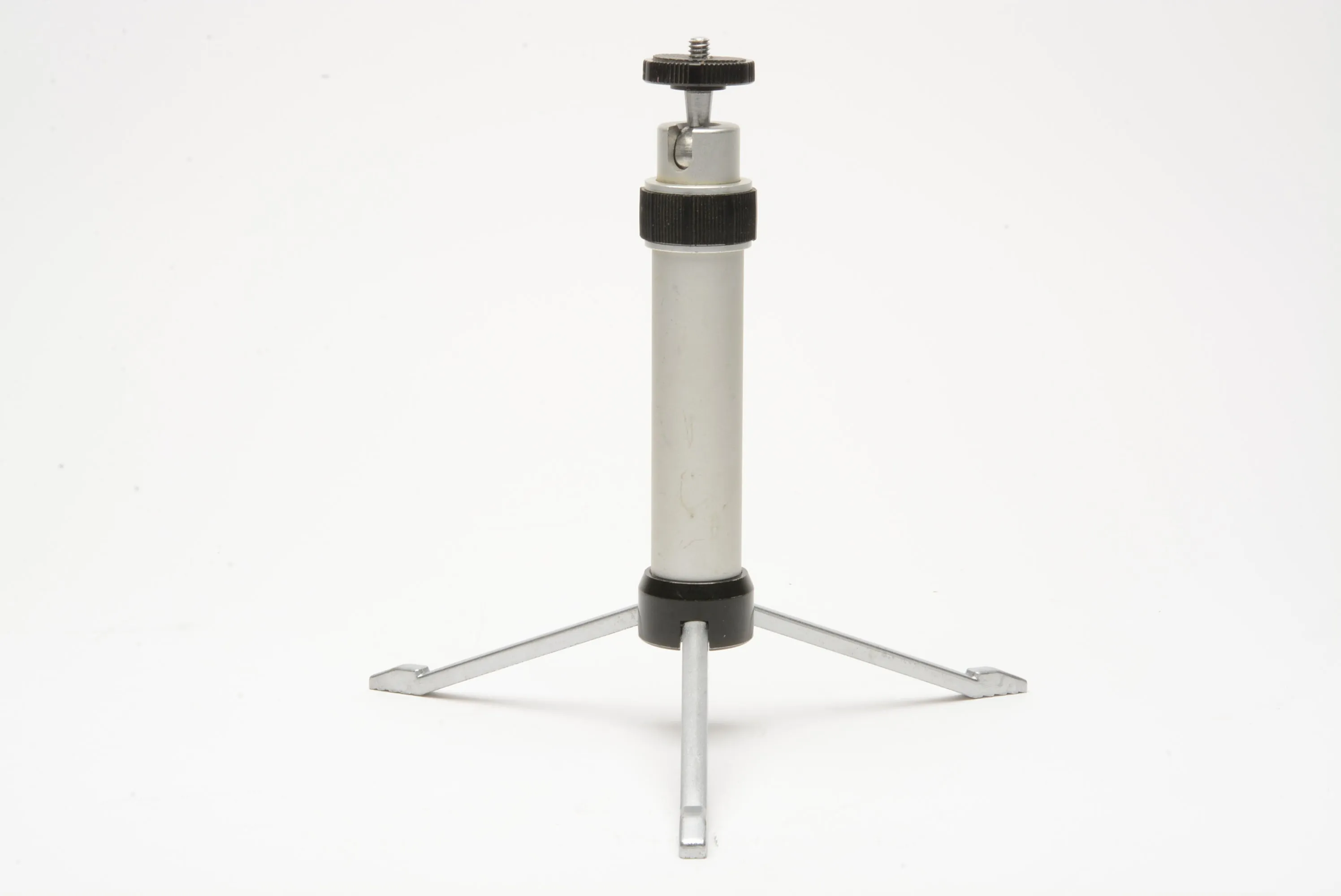 Compact folding table tripod ~7" tall folded, w/ball head