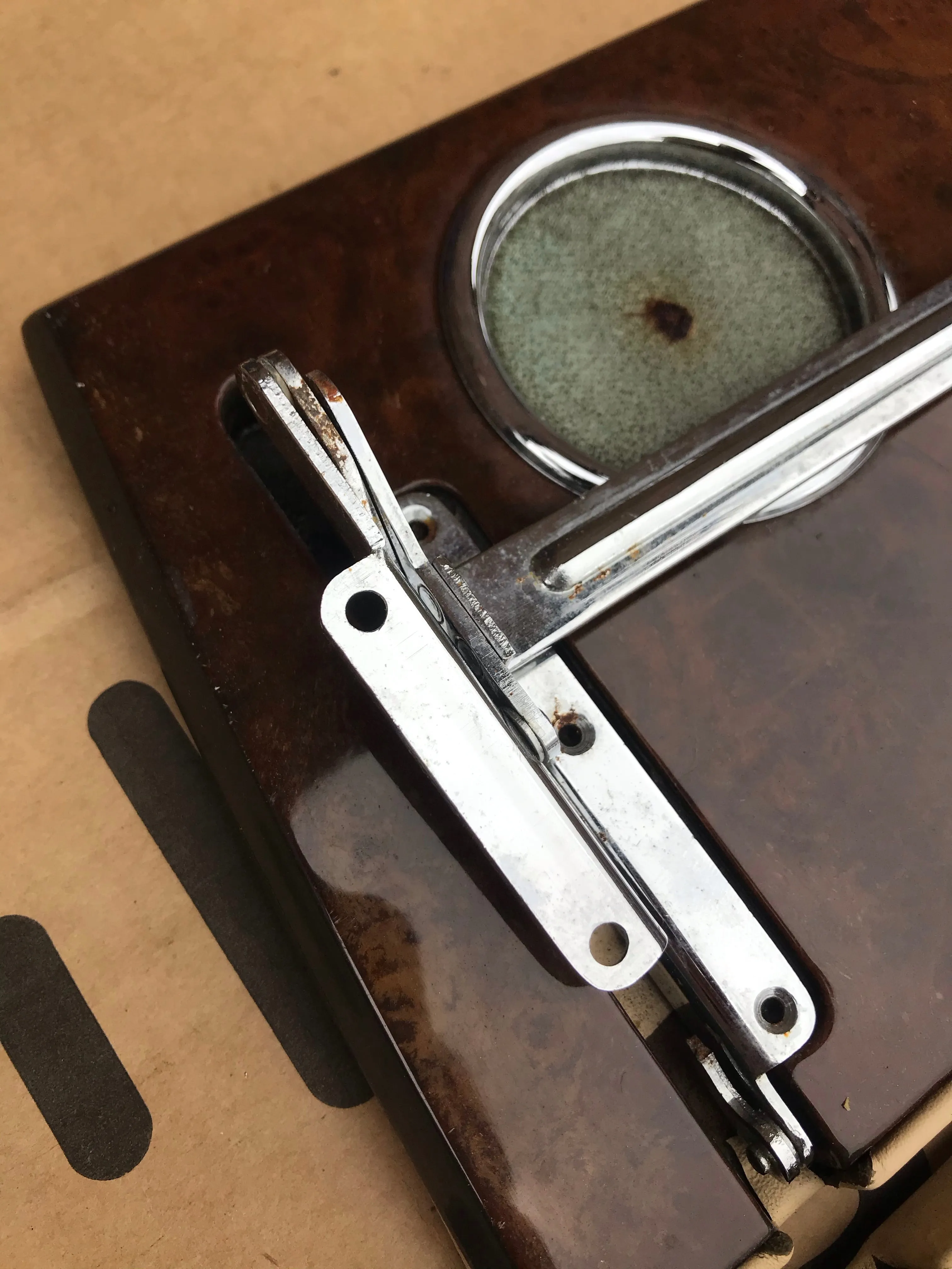 Daimler Jaguar XJ40 walnut veneer rear Picnic tables trays