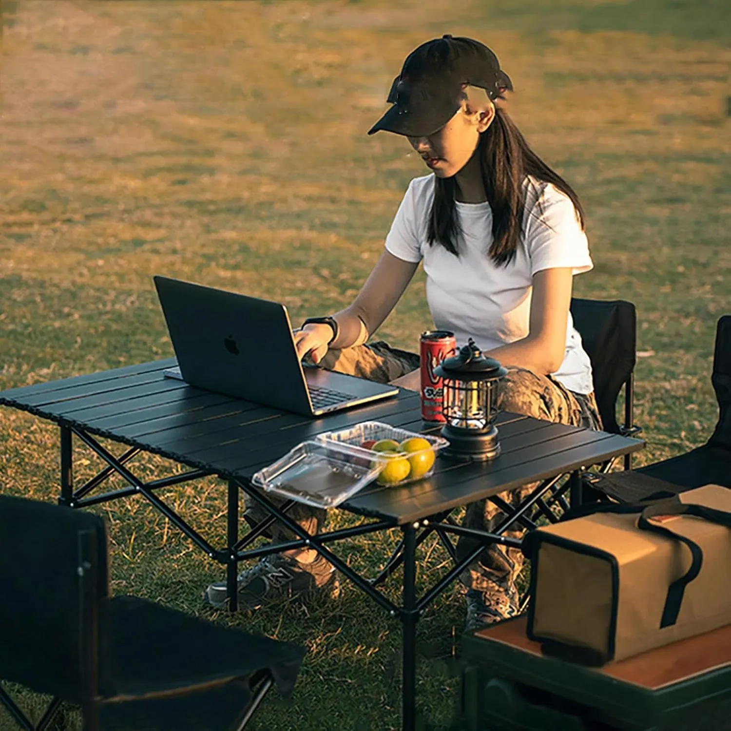 Folding Camping Table with Mesh Bag, Portable Camping Table, Lightweight Aluminum Roll-Up Folding Table, for Outdoor Camping, Picnics, Beach, Backyard, TABLE_21.6IN/55CM, Black