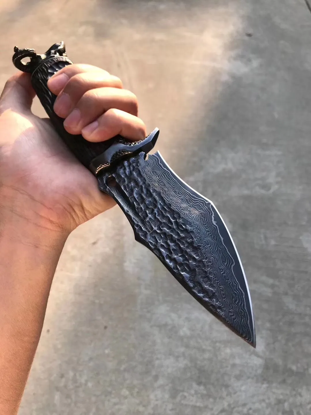 Goat Skull Handmade Damascus Steel Outdoor Knife