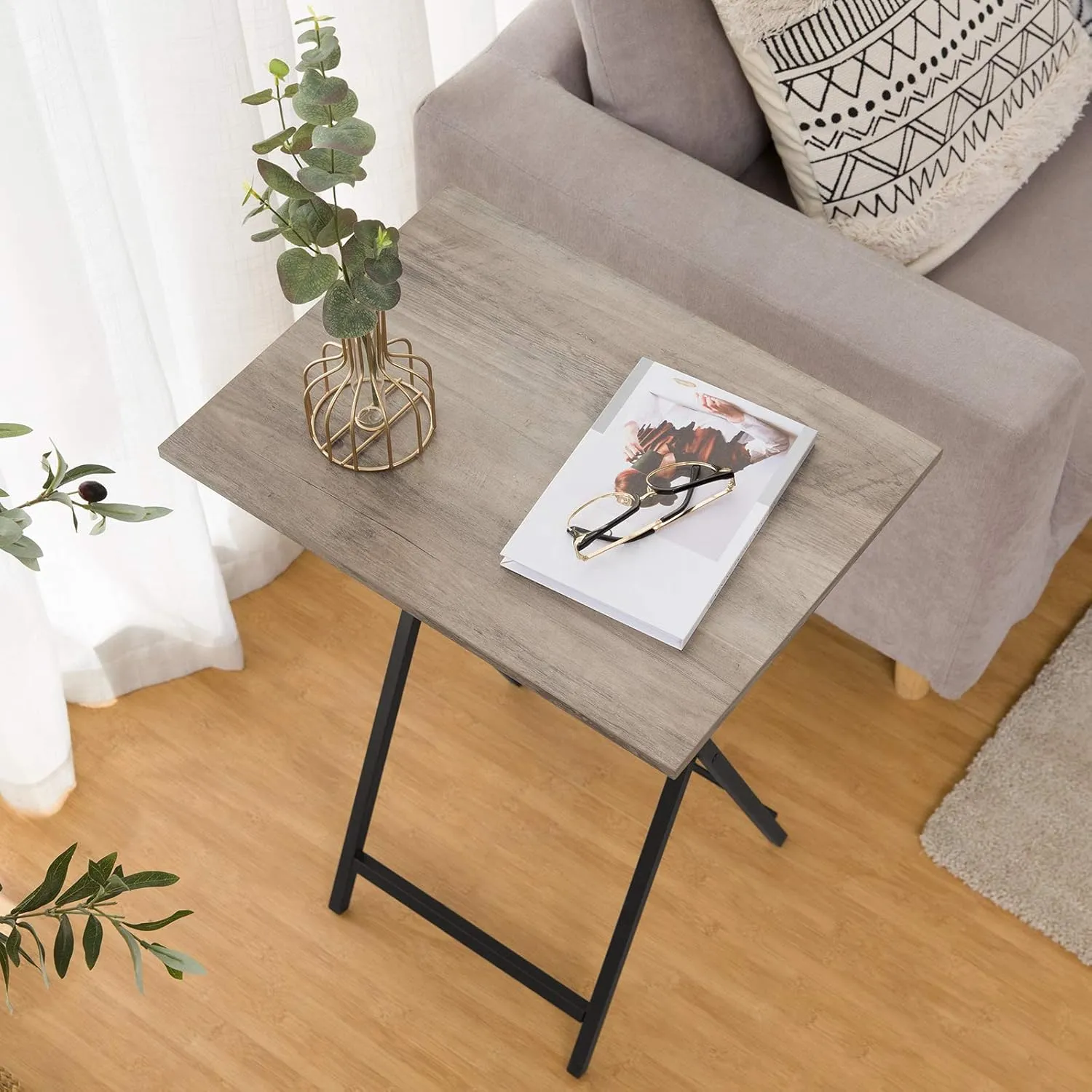 HOOBRO Folding TV Table, TV Tray, Stable Snack Table for Small Space, Portable Sofaside Desk, Easy Assembly and Storage, Ideal for Snacks and Meals in Living Room, Greige and Black BG15BZ01