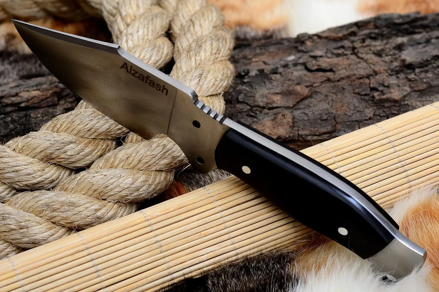 Horizontal Carry Knife, Tracker Knife with Sheath, Hunting Knife with 1095 Carbon Steel Blade, Camping Knife, Hiking Knife (Cow Horn Handle)