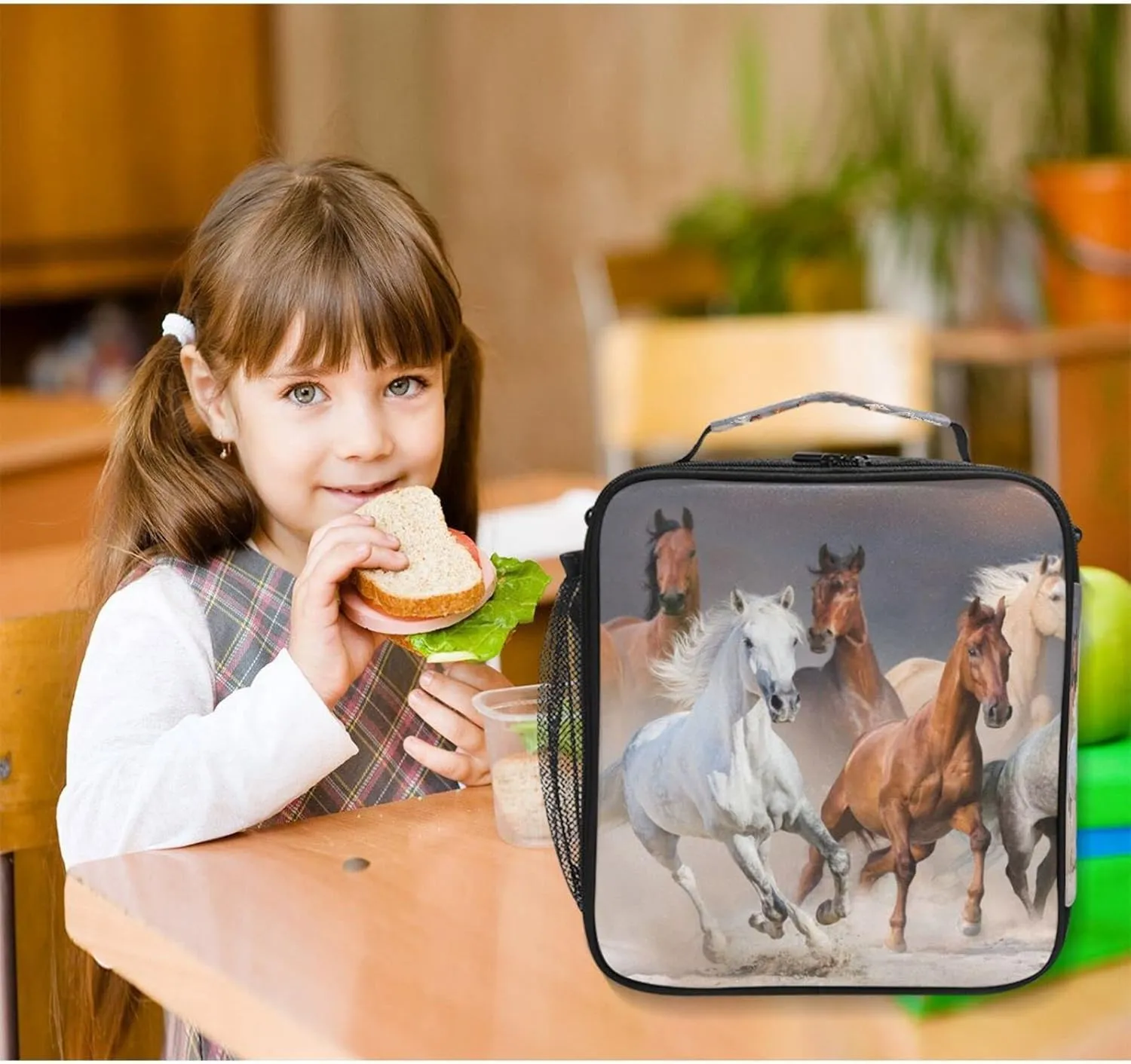 Horse Lunch Box Kids Cooler Insulated Lunch Bag 3D Animal Horses Print Cooler Bag Tote Freezable Shoulder Strap Lunchbox Zipper Handbag Waterproof Picnic Meal for School Office