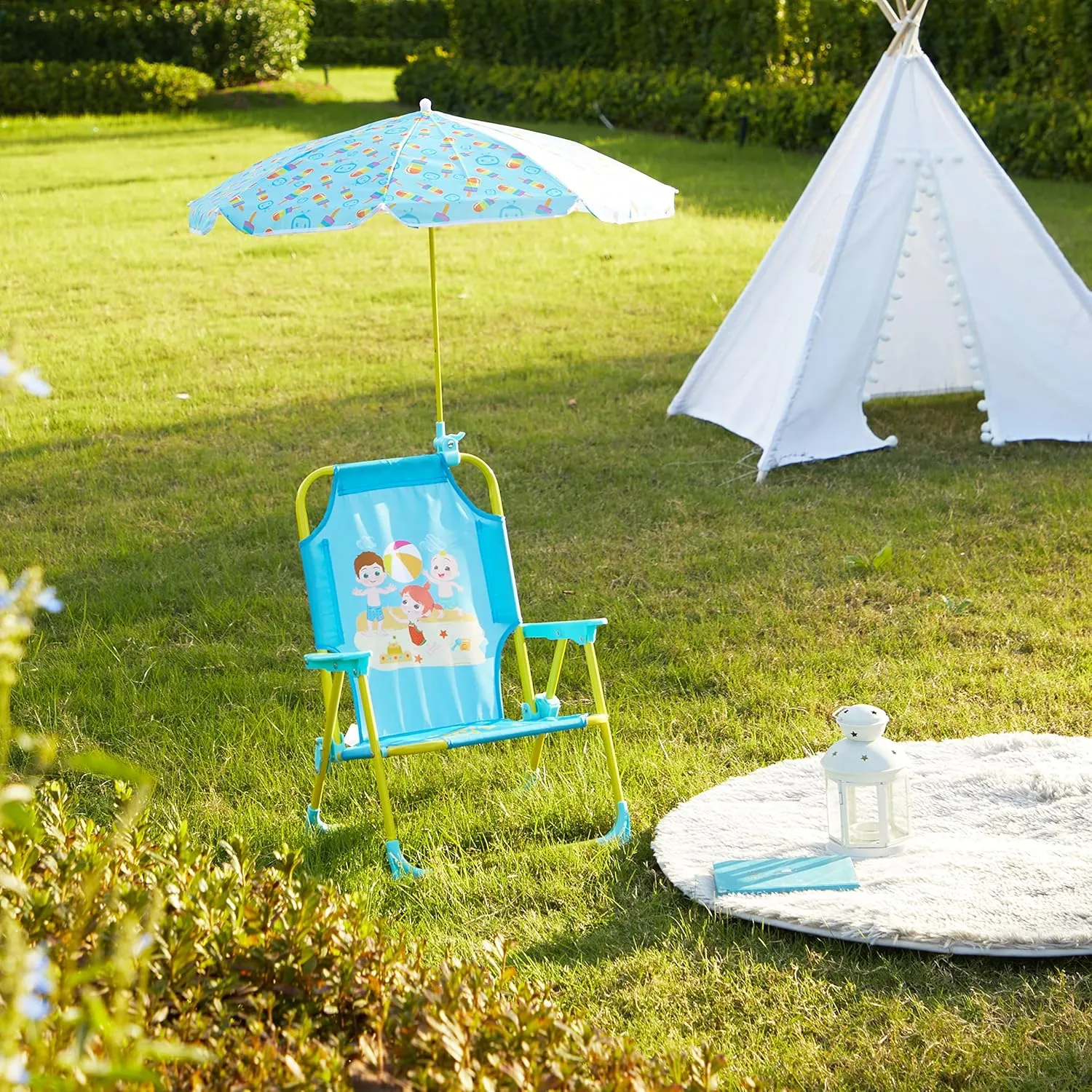 Idea Nuova CoComelon Kids Folding Beach Chair with Umbrella – Outdoor Portable Chair for Ages 3 , Lightweight with Safety Lock, Perfect for Beach, Park, or Backyard