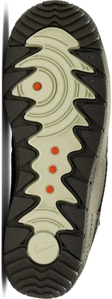 Nike Men's Air Force 1 Wild Sneaker
