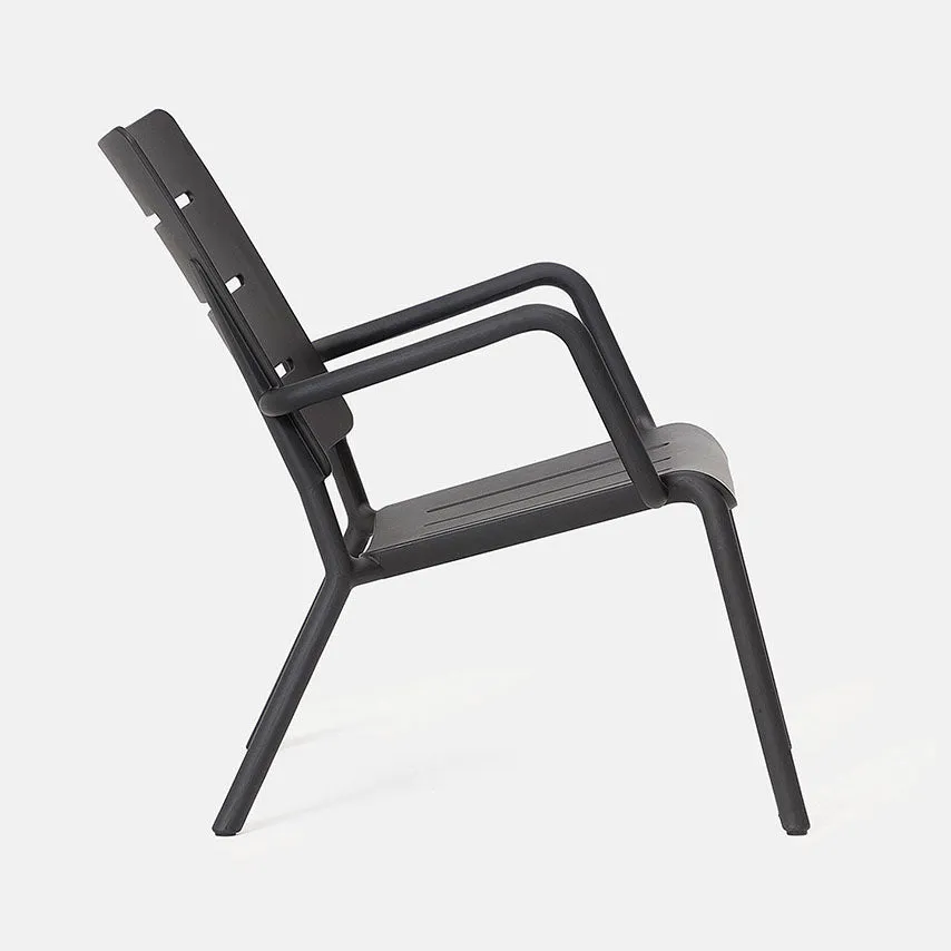 Otto outdoor lounger chair black