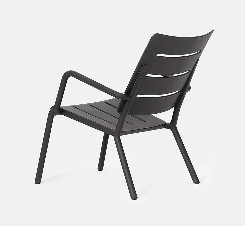 Otto outdoor lounger chair black