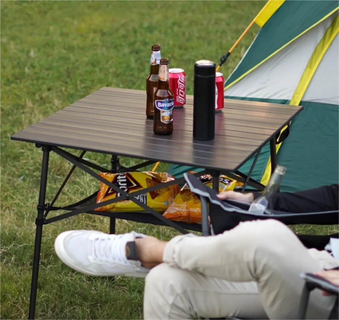 Portable Beach Table Outdoor Folding Table Lightweight Compact Aluminum Camping Table Roll Up Portable Camp Square Tables Folding Camping Table, 70*70*69cm