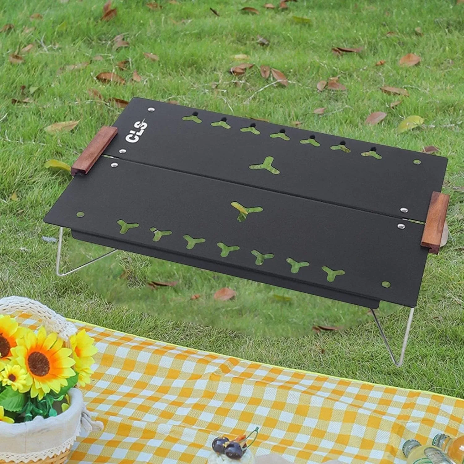 Portable Camping Table Ultralight Aluminum Folding Beach Table with Carry Bag for Outdoor Cooking Picnic Camp Travel Outdoor camping table Hiking camping table Wilderness camping table(Black)