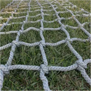 Rope Climbing Net, Heavy Duty Net Safety Net Rope, Fence Stairs Balcony Railings Garden Playground Protection Playground Play Safety Net Outdoor Climbing Cargo Net(Size:2Mx6M(6.6FTx19.7FT))