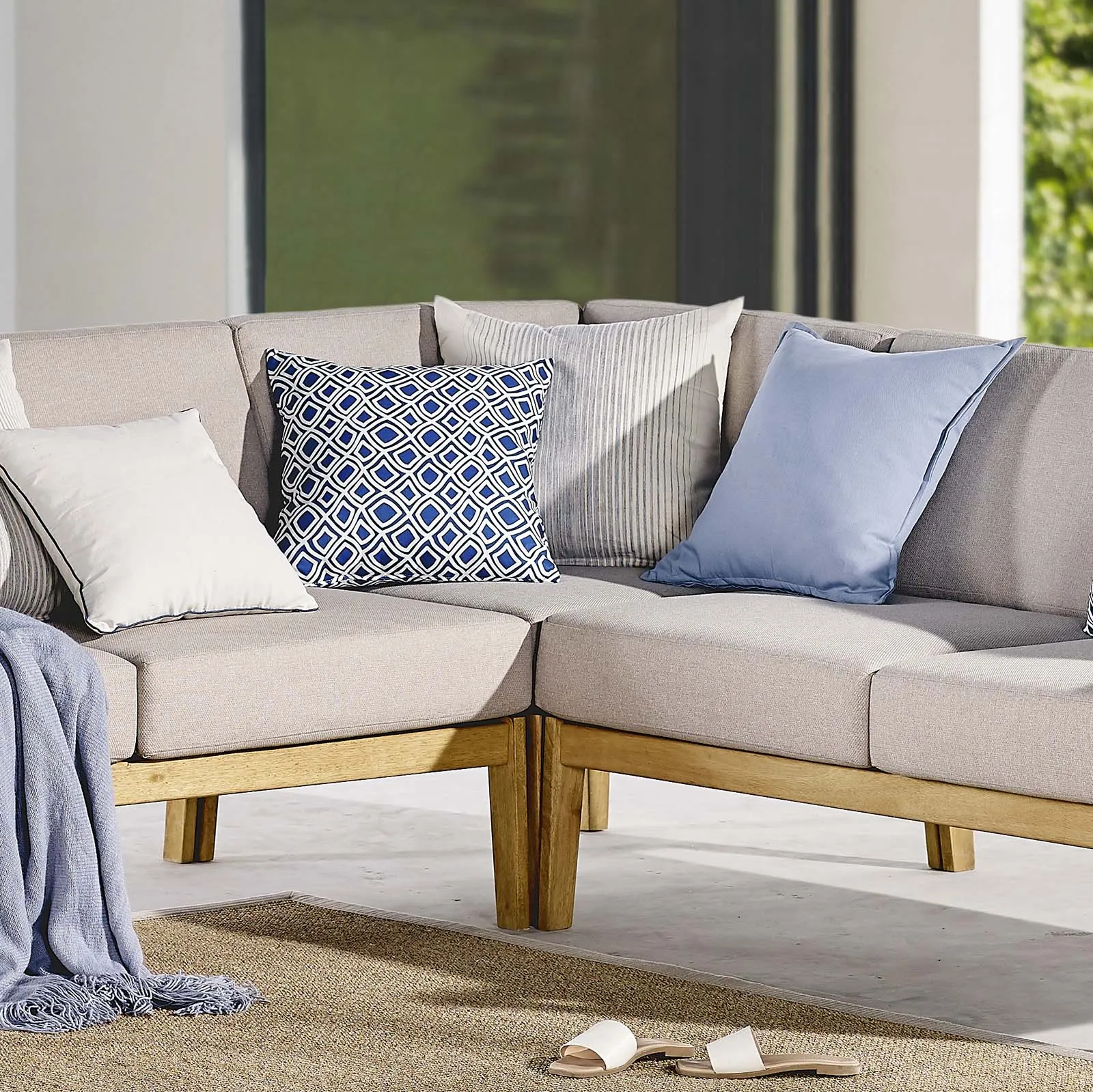 Sedona Outdoor Patio Eucalyptus Wood Sectional Sofa Corner Chair
