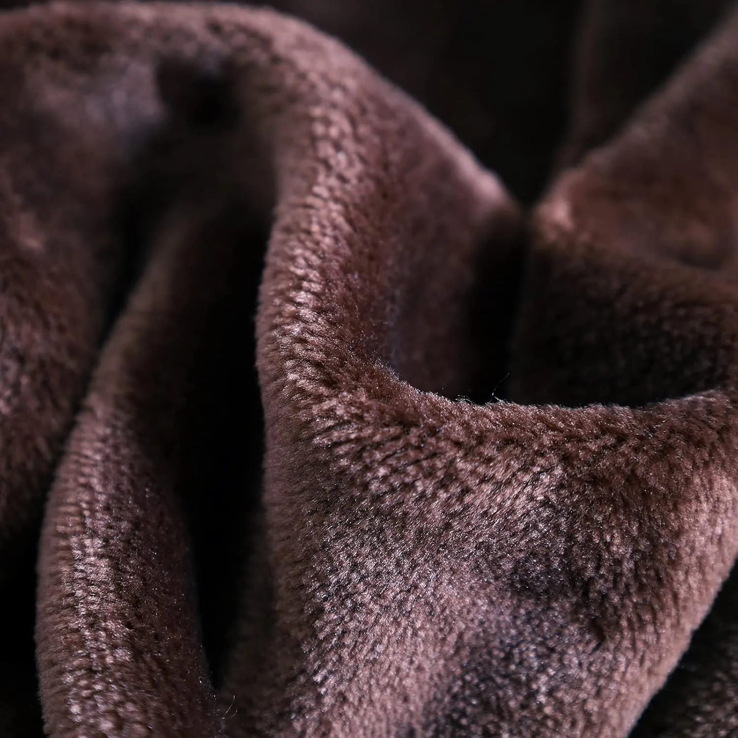 SOCHOW Flannel Fleece Blanket Queen Size, All Season Lightweight Super Soft Cozy Blanket for Bed or Couch, Brown 90inch X90''
