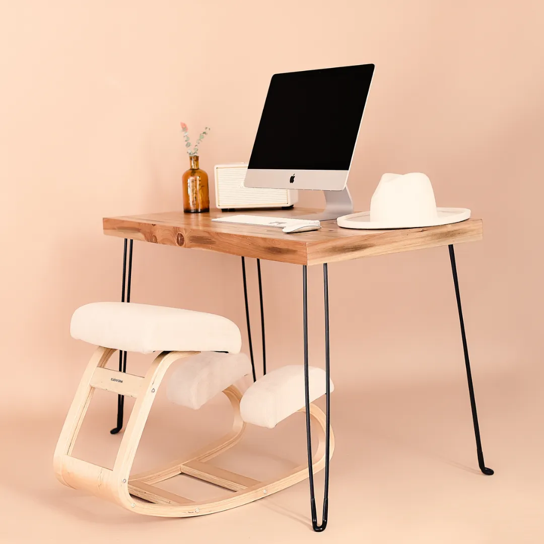 The Portland Folding Table (43"x22")