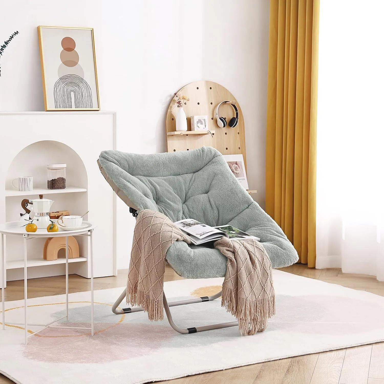 Tiita Comfy Folded Chair, Soft Faux Fur Oversized Folding Accent Chair, Lounge Lazy Chair for Kids Teens Adults, Metal Frame Moon Chair for Bedroom, Living Room, Dorm Rooms