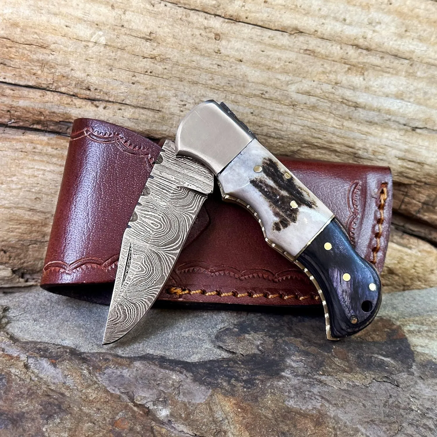 WINTERFELL Damascus Steel Folding Pocket Knife for Men with Leather Sheath, 100% Handmade Gifts for Husband, Dad, Boyfriend, Damascus Steel Groomsman Gift Knives