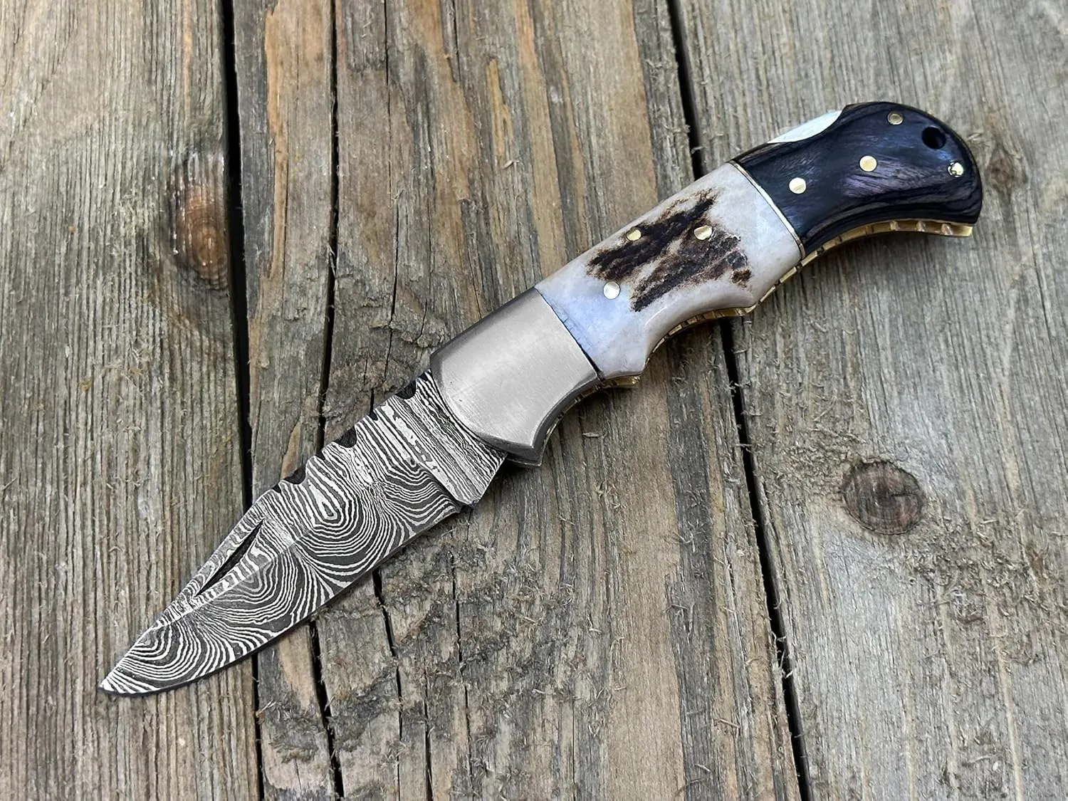 WINTERFELL Damascus Steel Folding Pocket Knife for Men with Leather Sheath, 100% Handmade Gifts for Husband, Dad, Boyfriend, Damascus Steel Groomsman Gift Knives