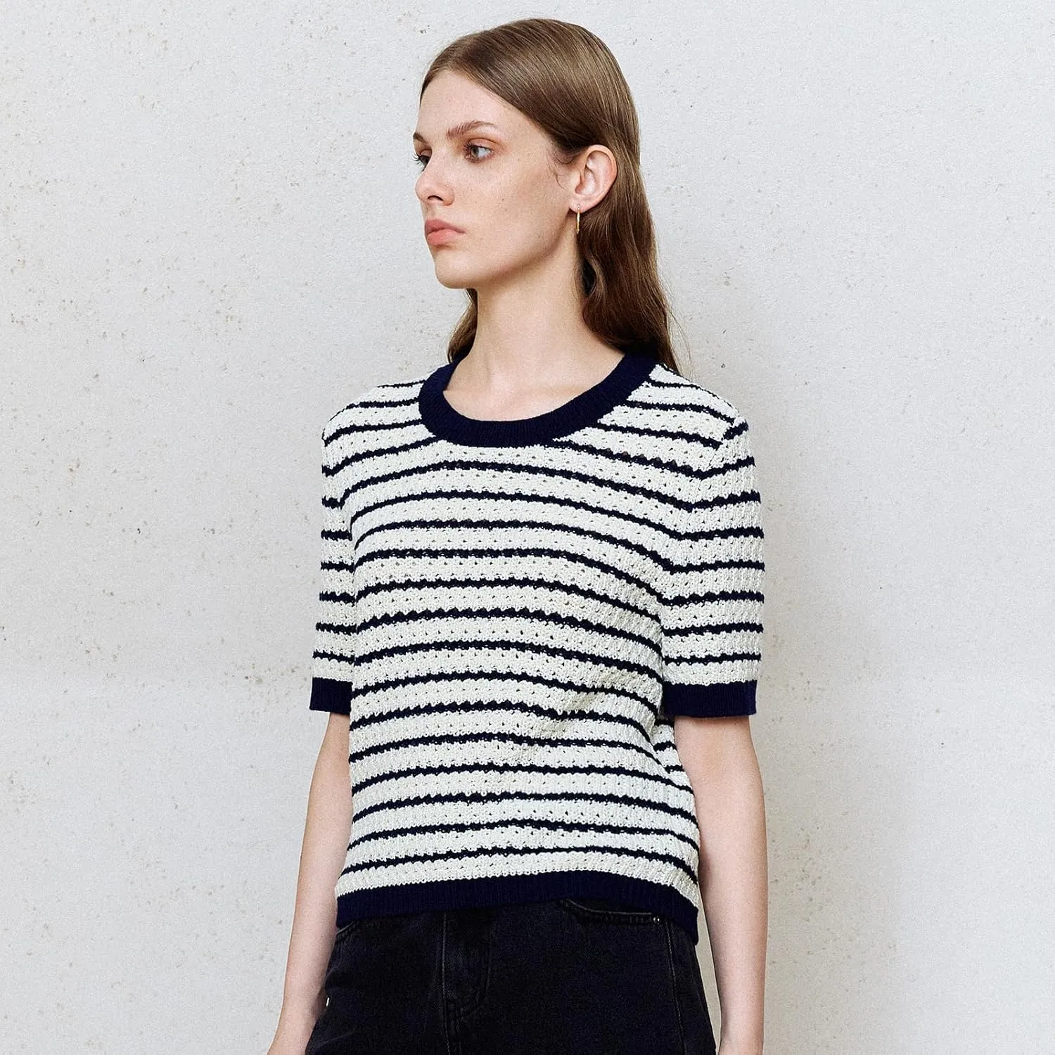 Women's Short Sleeve Sweaters Crewneck Knit Tops Casual Striped 2025 Trendy Soft Summer Blouses